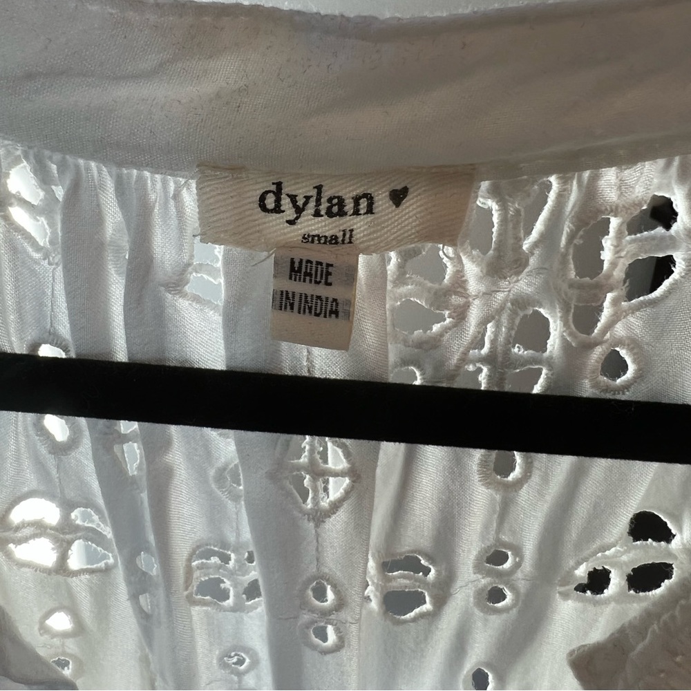 dylan eyelet top - Picture 2 of 5